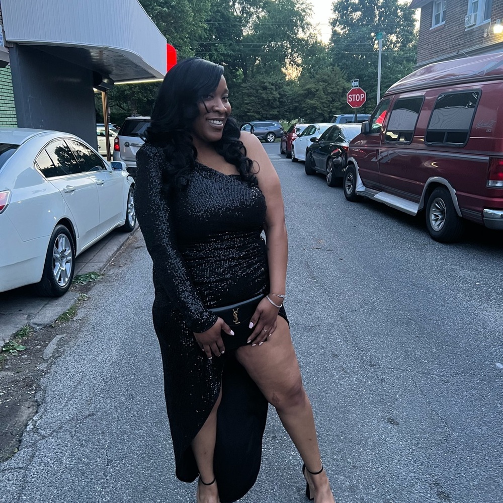 Fashion nova sequin one arm dress❤️‍🔥